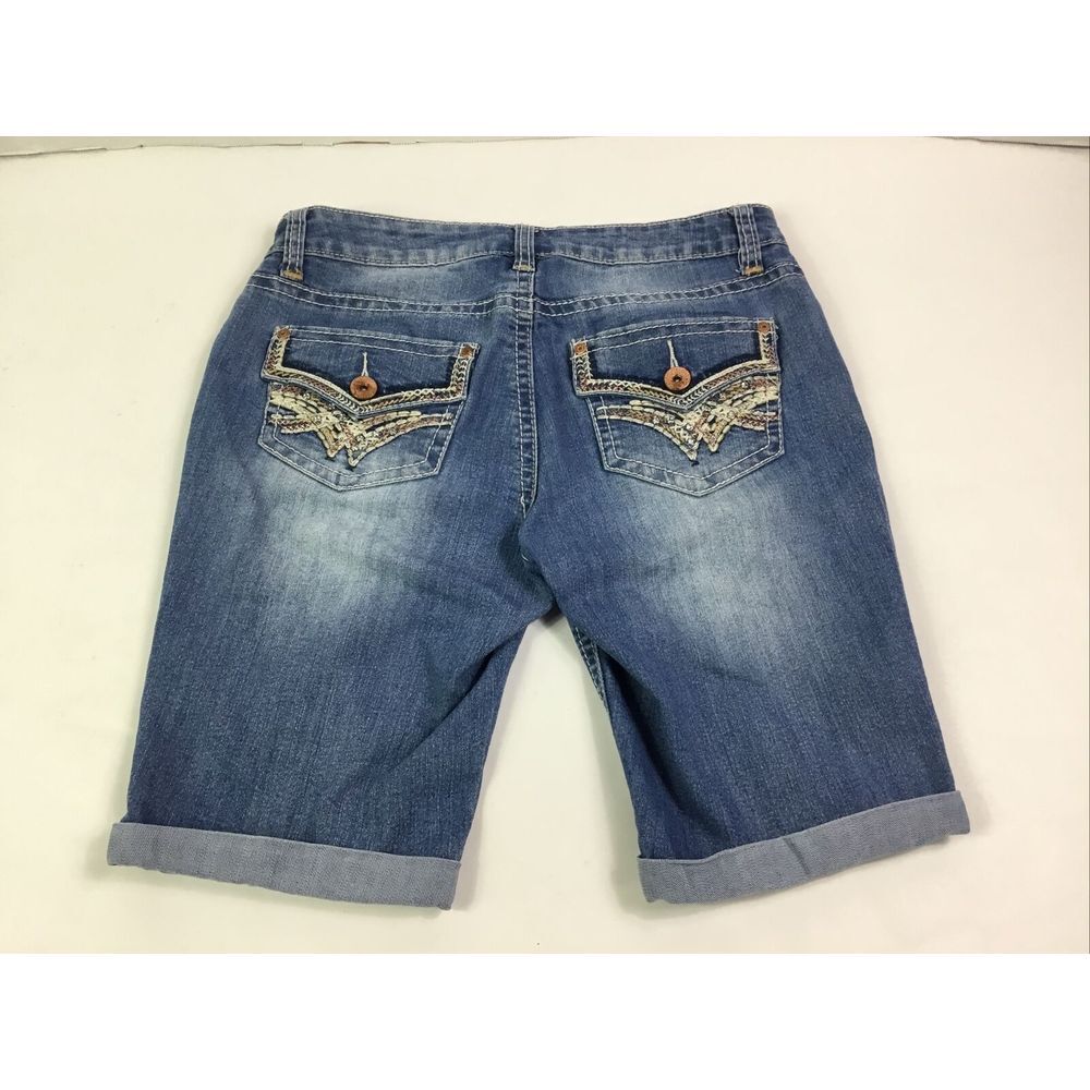 New Direction Weekend Jean Shorts Womens Size 8 Distressed‎ Cuffed embroidered